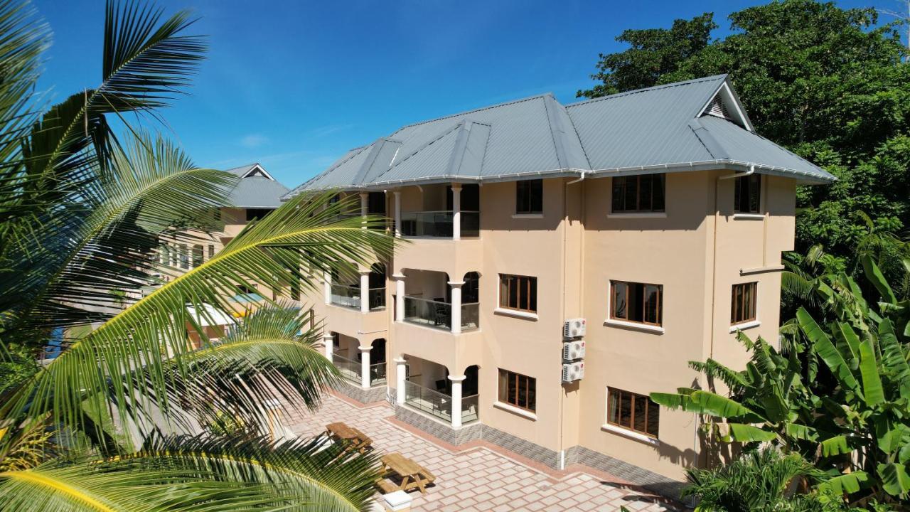 Stone Self Catering Apartment Grand Anse  Exteriör bild