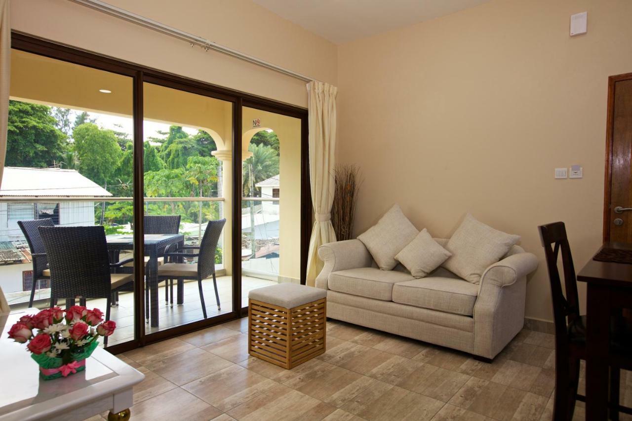 Stone Self Catering Apartment Grand Anse  Exteriör bild
