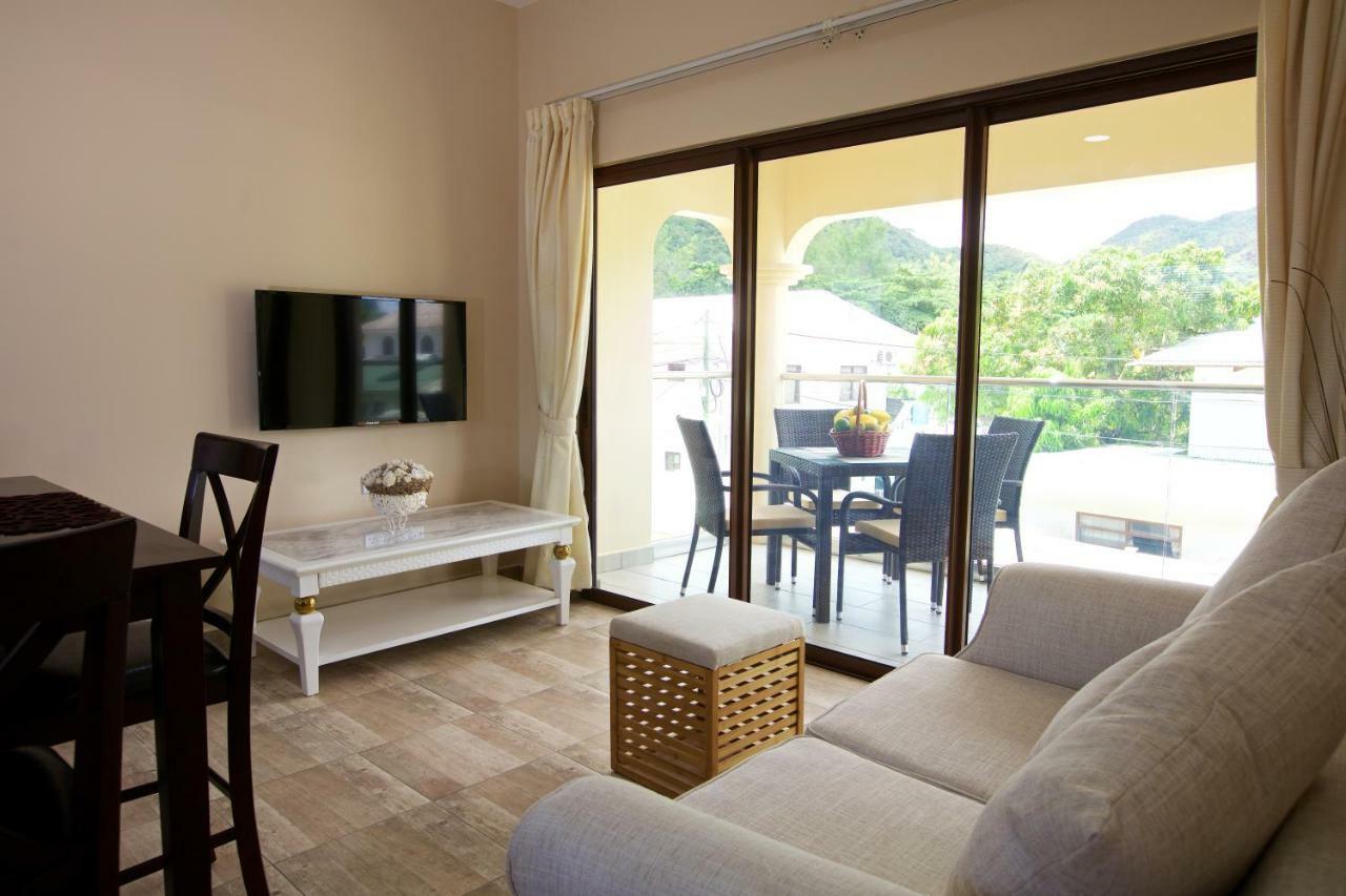 Stone Self Catering Apartment Grand Anse  Exteriör bild